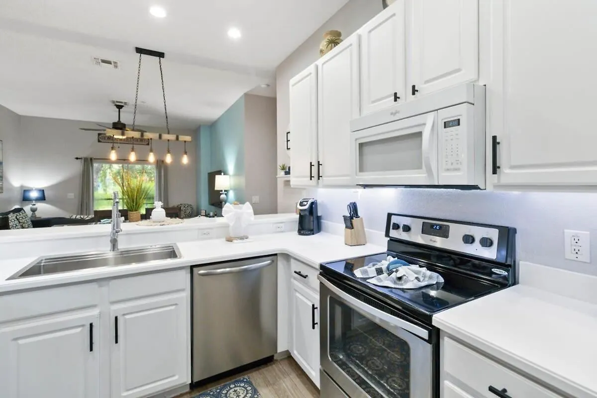 Bahama Bay- 3 Bedrooms First Floor *