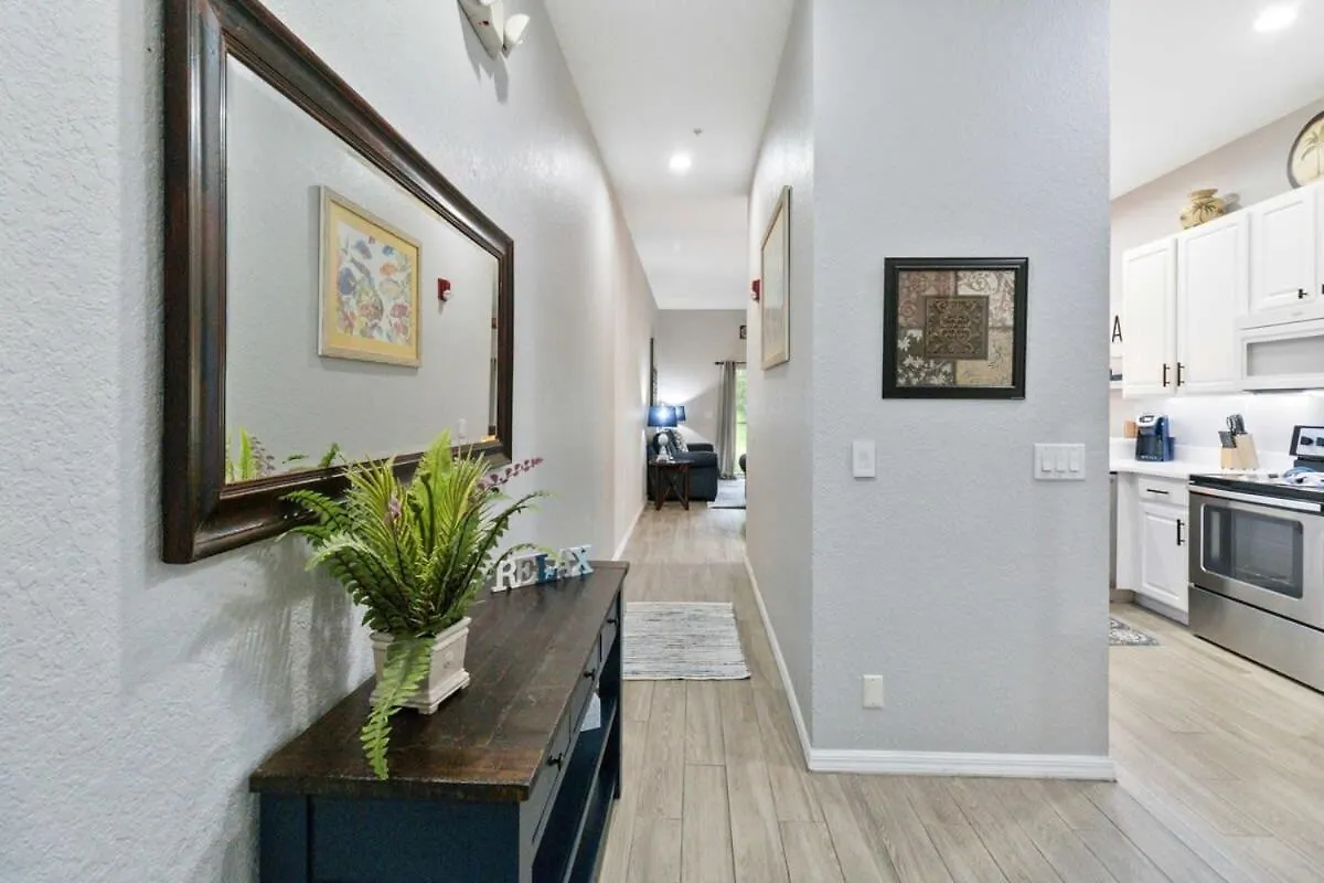 Bahama Bay- 3 Bedrooms First Floor