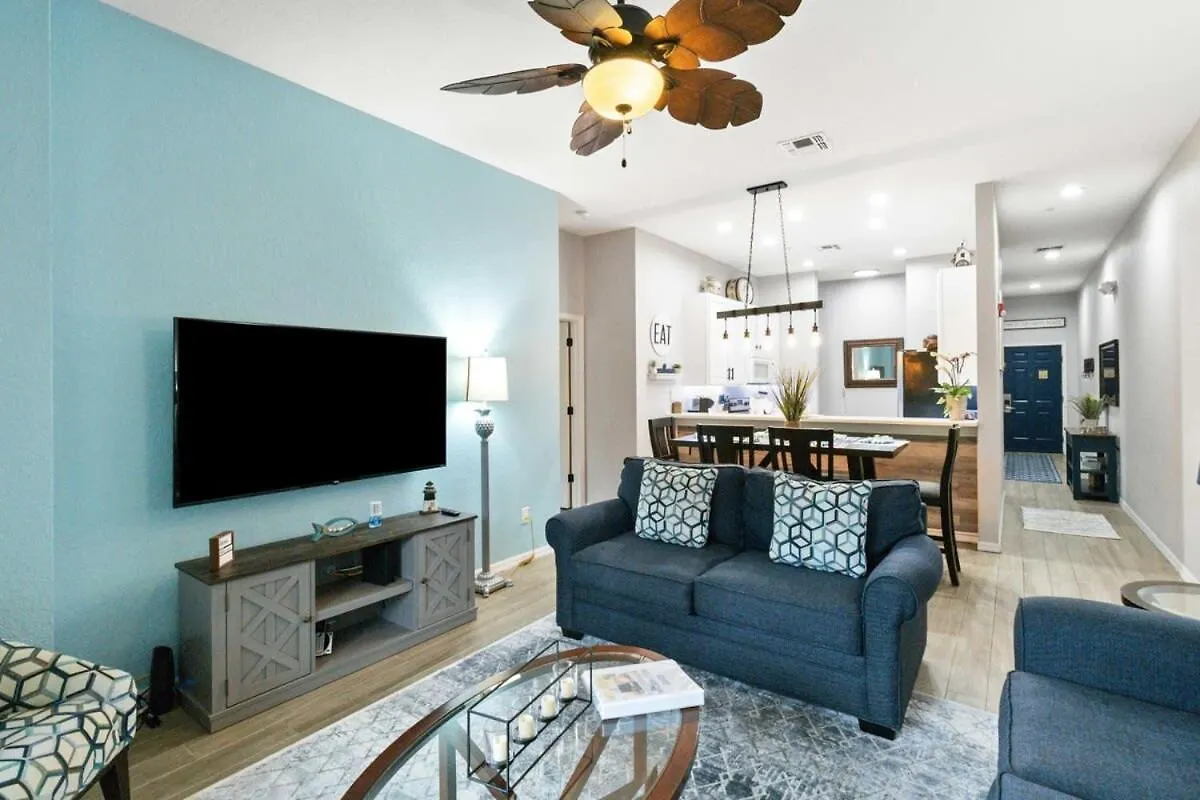 Bahama Bay- 3 Bedrooms First Floor *