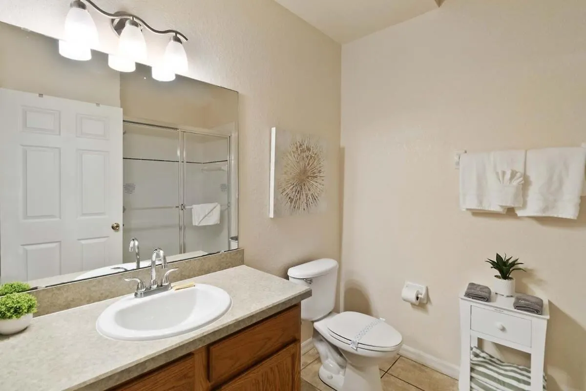 Fully Upgraded 3br On Ground Floor * Kissimmee