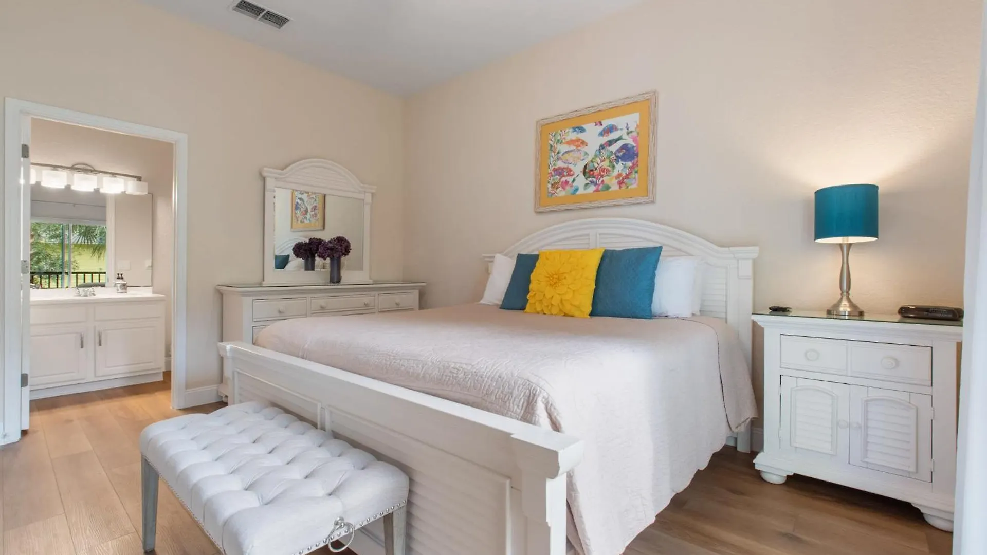 Newly Renovated Beautiful Second Floor In Bahama Bay Kissimmee