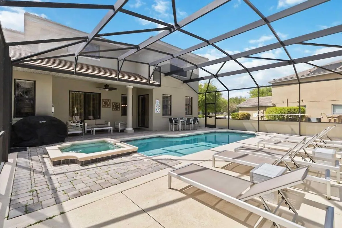 Luxurious 5br Your Getaway Kissimmee