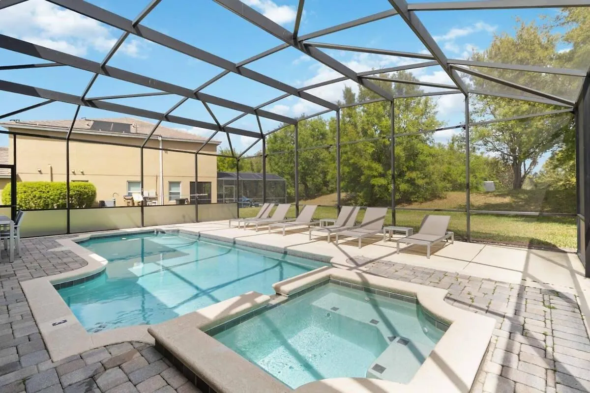 Luxurious 5br Your Getaway Kissimmee
