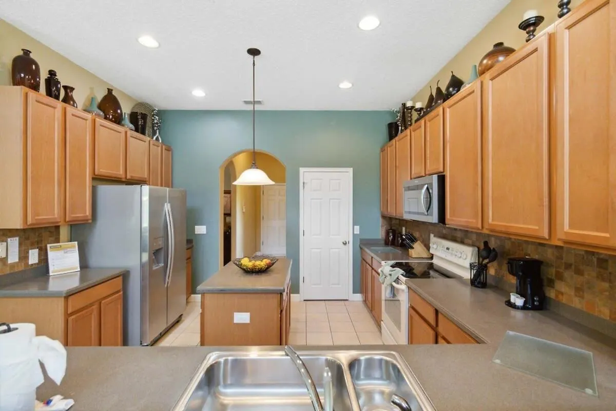 Luxurious 5br Your Getaway Holiday home Kissimmee
