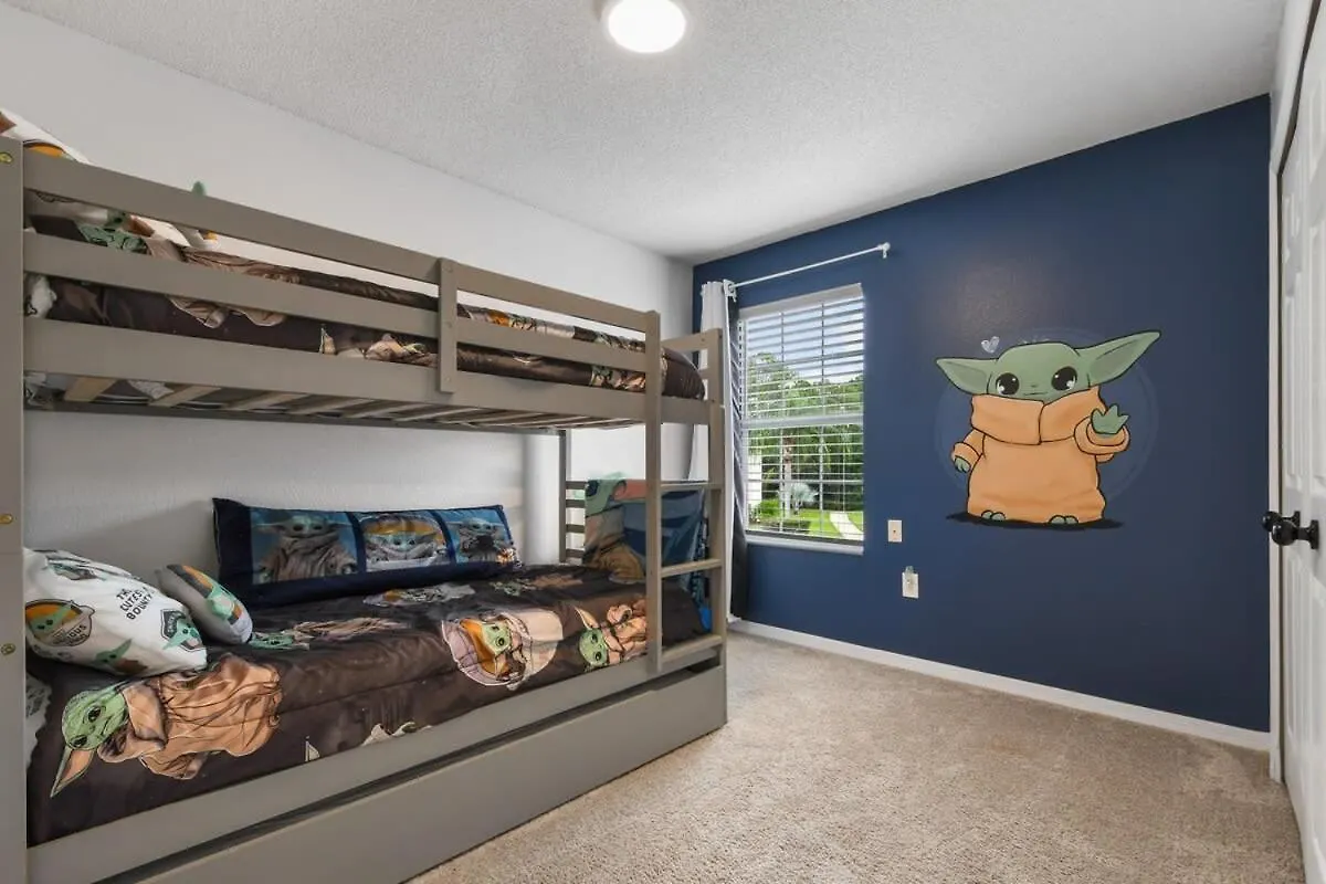 Attention Star Wars Fans Amazing 6 Bedroom Pool Holiday home *