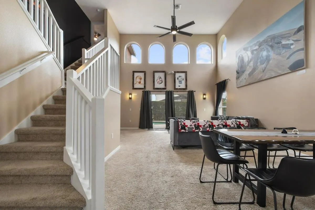 Attention Star Wars Fans Amazing 6 Bedroom Pool