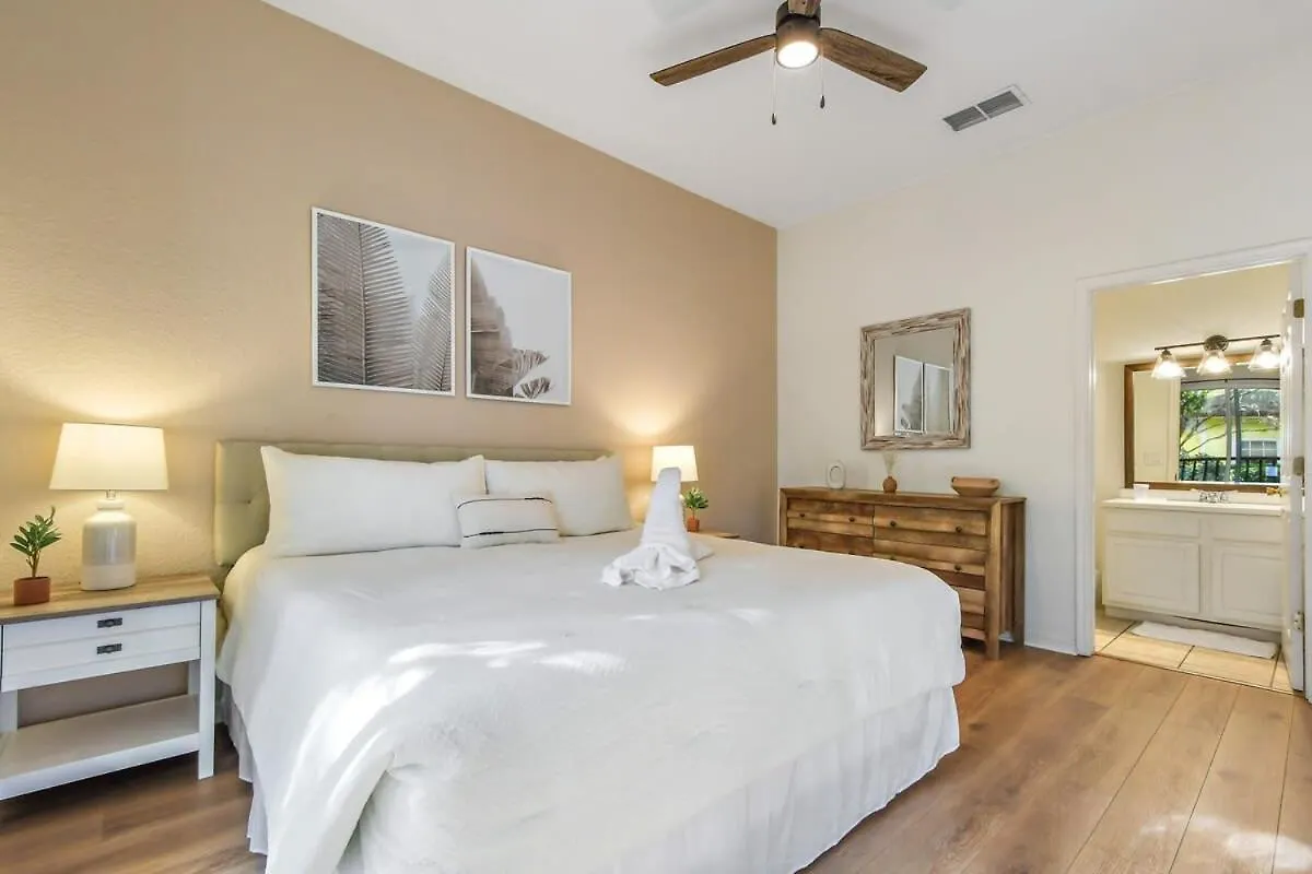 Bahama Bay 3 Bedrooms Completely Renovated