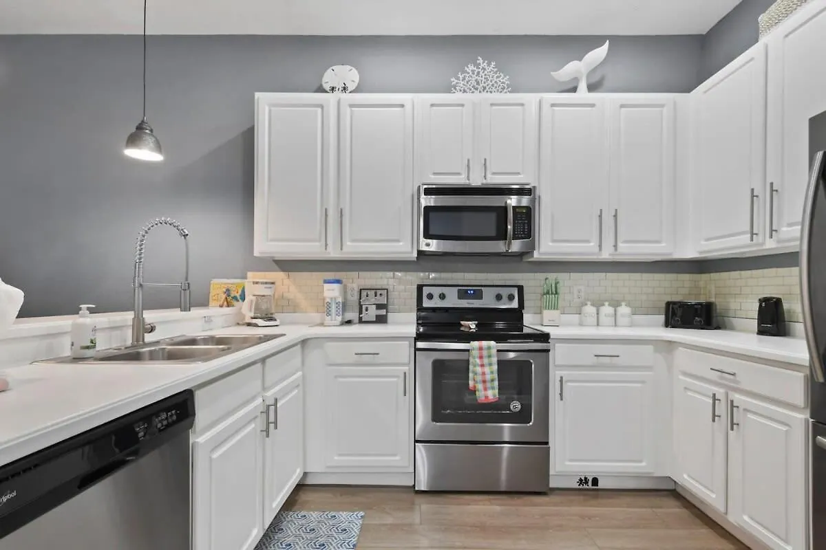 Bahama Bay Beautiful 3 Bedrooms
