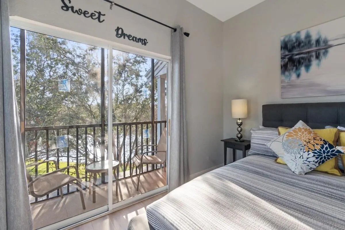 Bahama Bay Beautiful Upgraded Huge Unit *