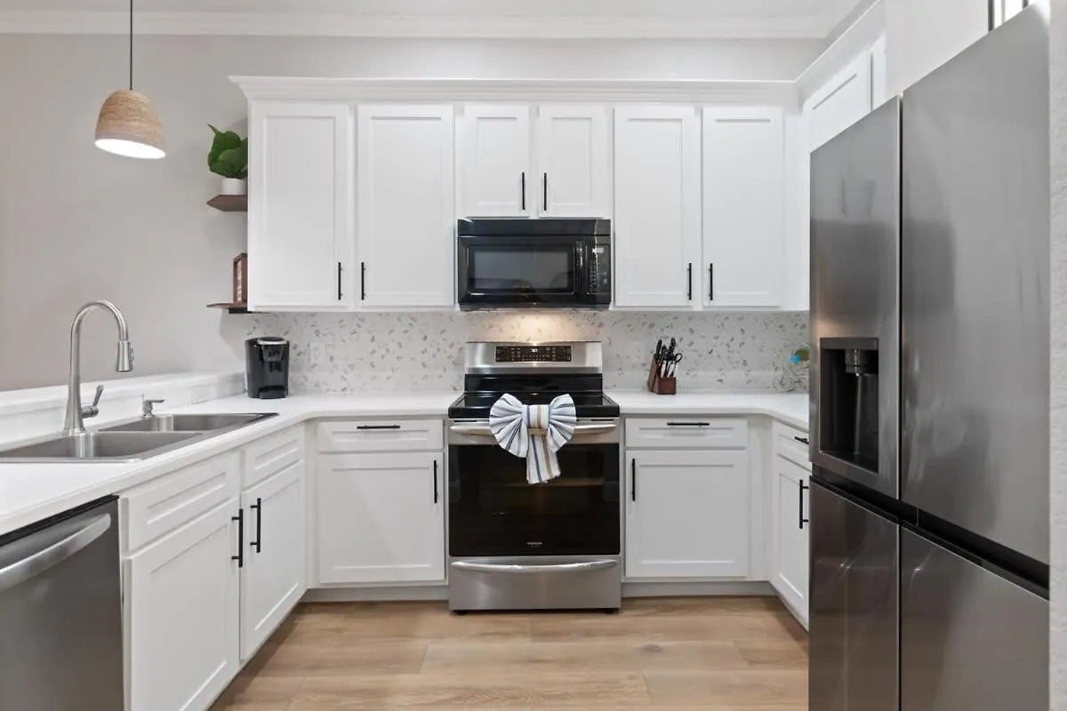 Bahama Bay Beautiful Upgraded Huge Unit *
