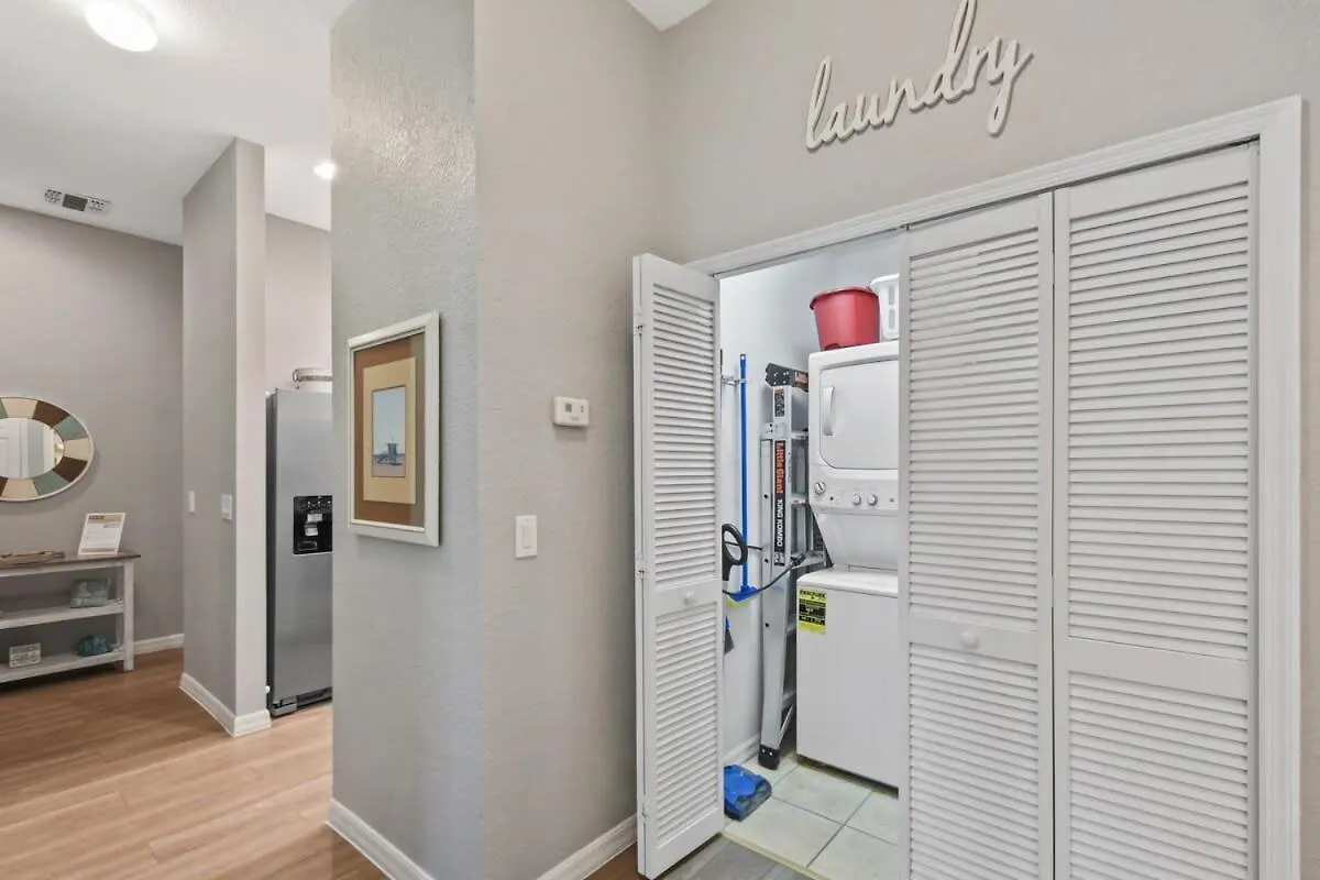 Coastal Unit With 3 Bedrooms And *