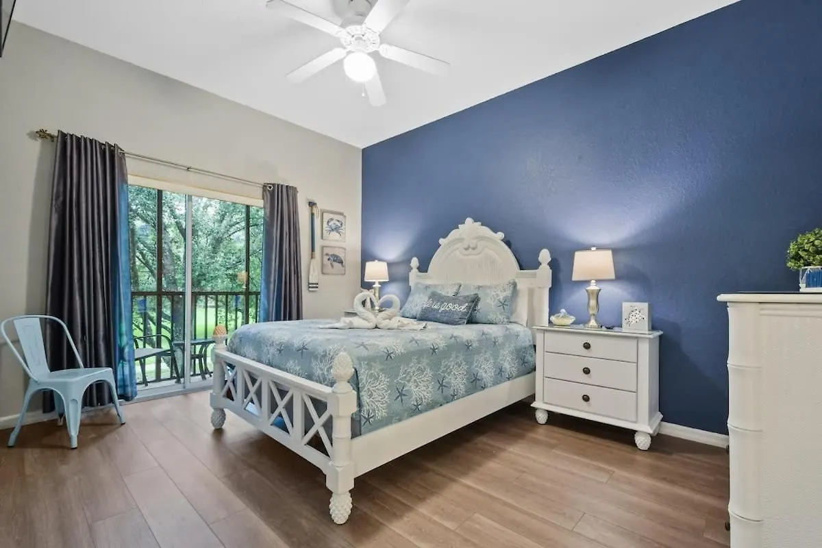 Coastal Unit With 3 Bedrooms And