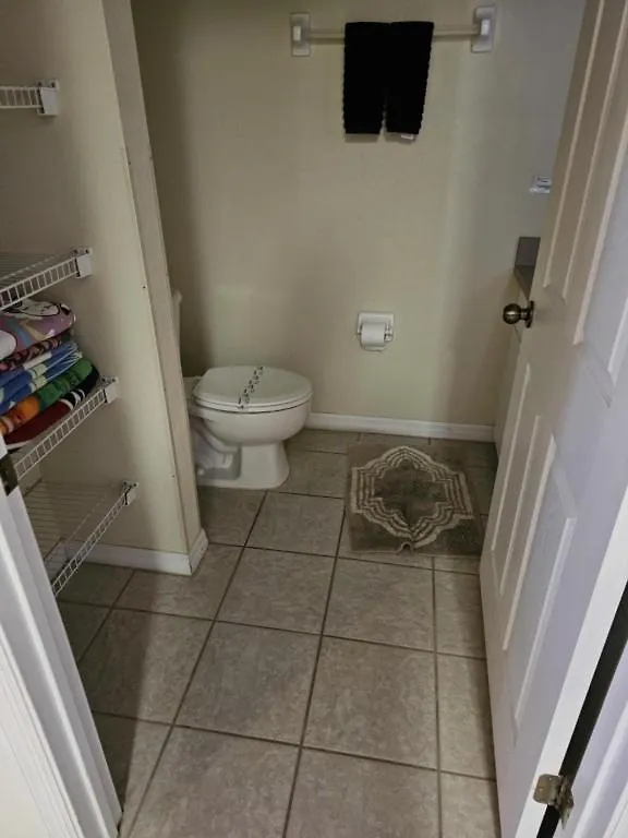 Holiday home 3br, 2,5ba Townhome With View, Sunny Rear Yard Townhouse Kissimmee