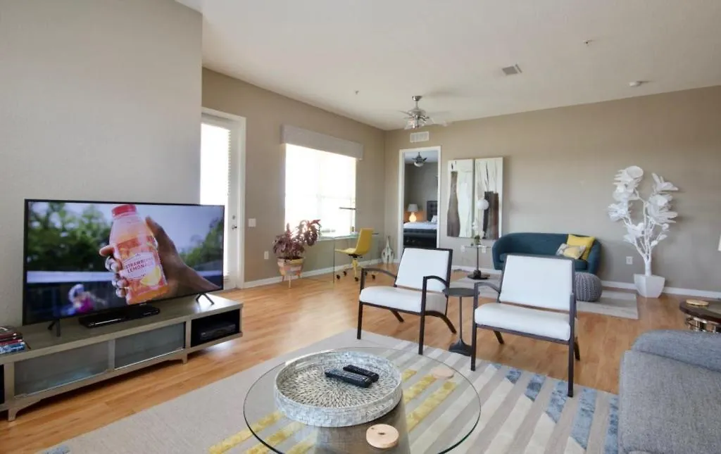 Holiday home Stunning Vista Cay View Penthouse Loft Near Theme Parks And Walk To The Convention Center *
