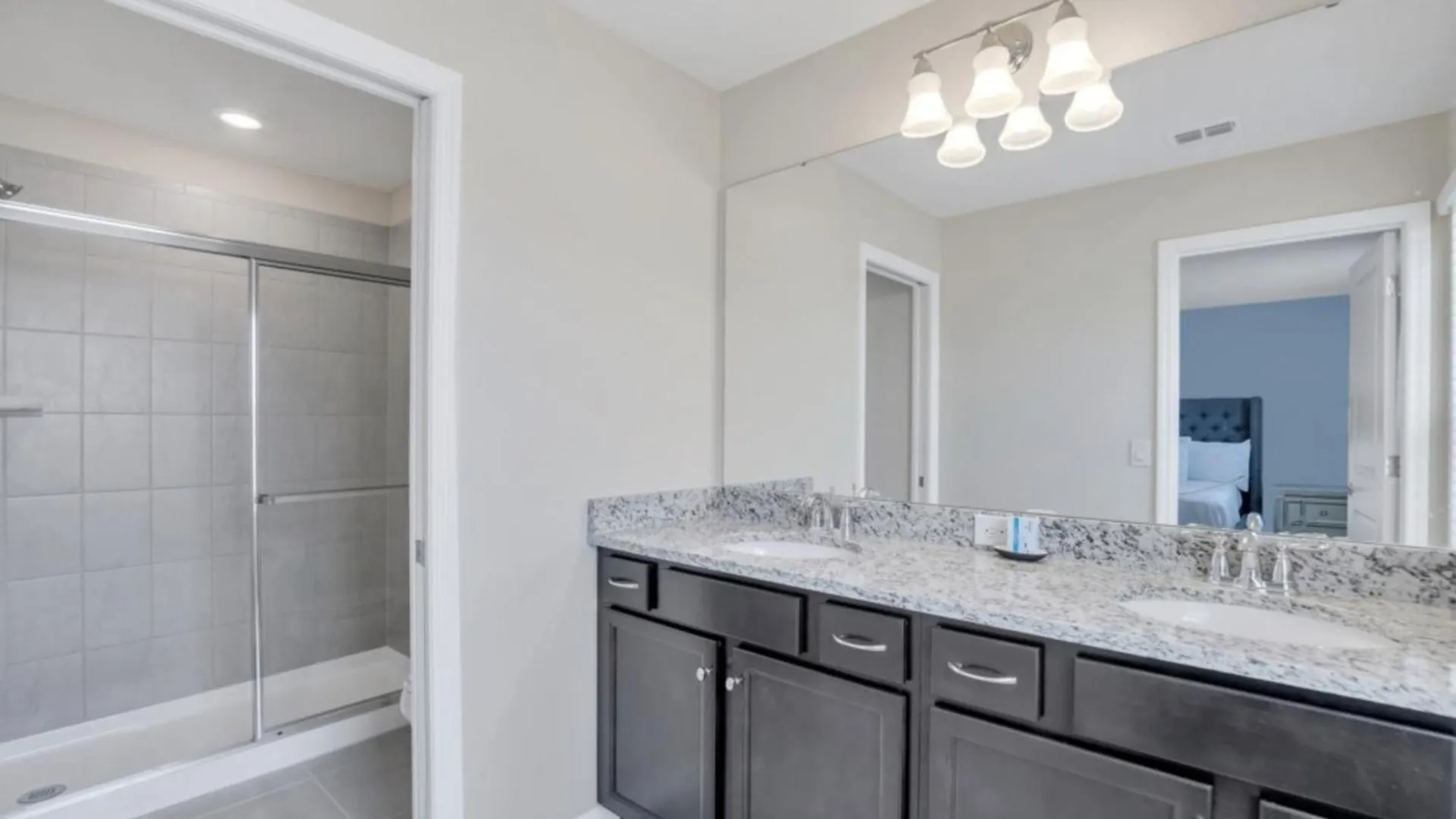 Vacation Dreams Newest Windsor Island Holiday home *