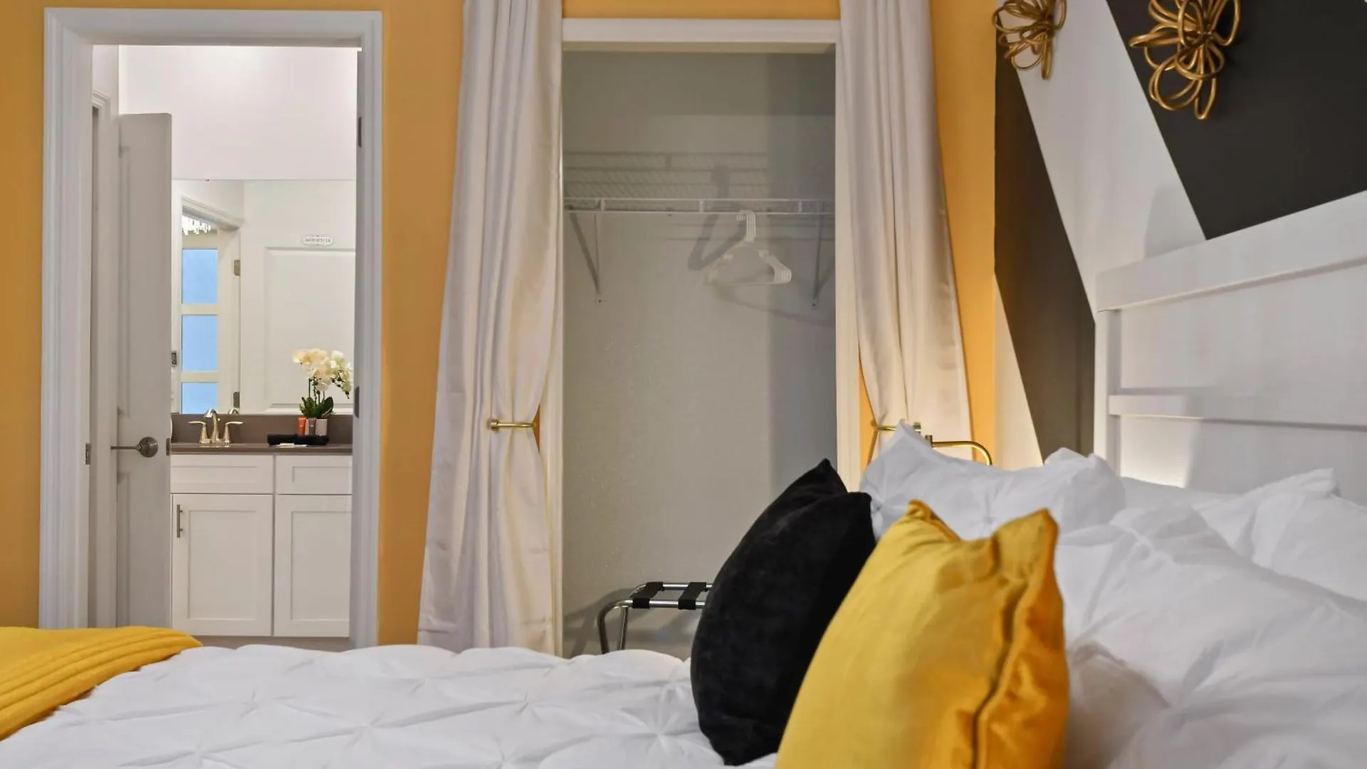 Villa 5 Percent Luxury At Storey Mins To *