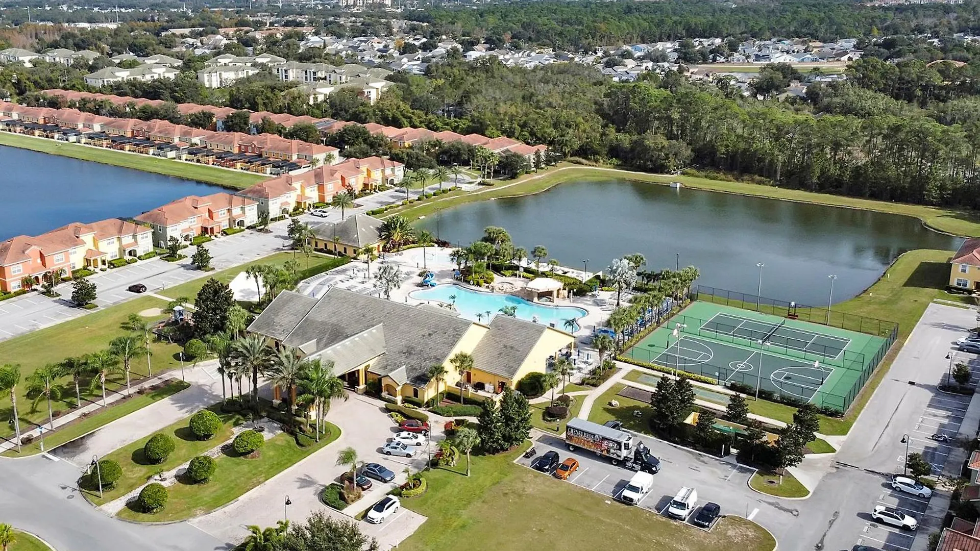 Stylish & Cozy Retreat Prime Location Fully Equipped Holiday home Kissimmee