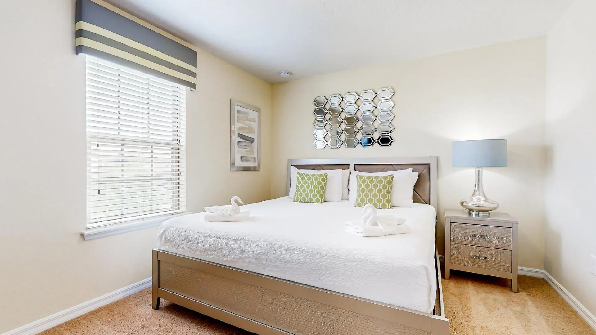 Grand Retreat - Windsor At Westside