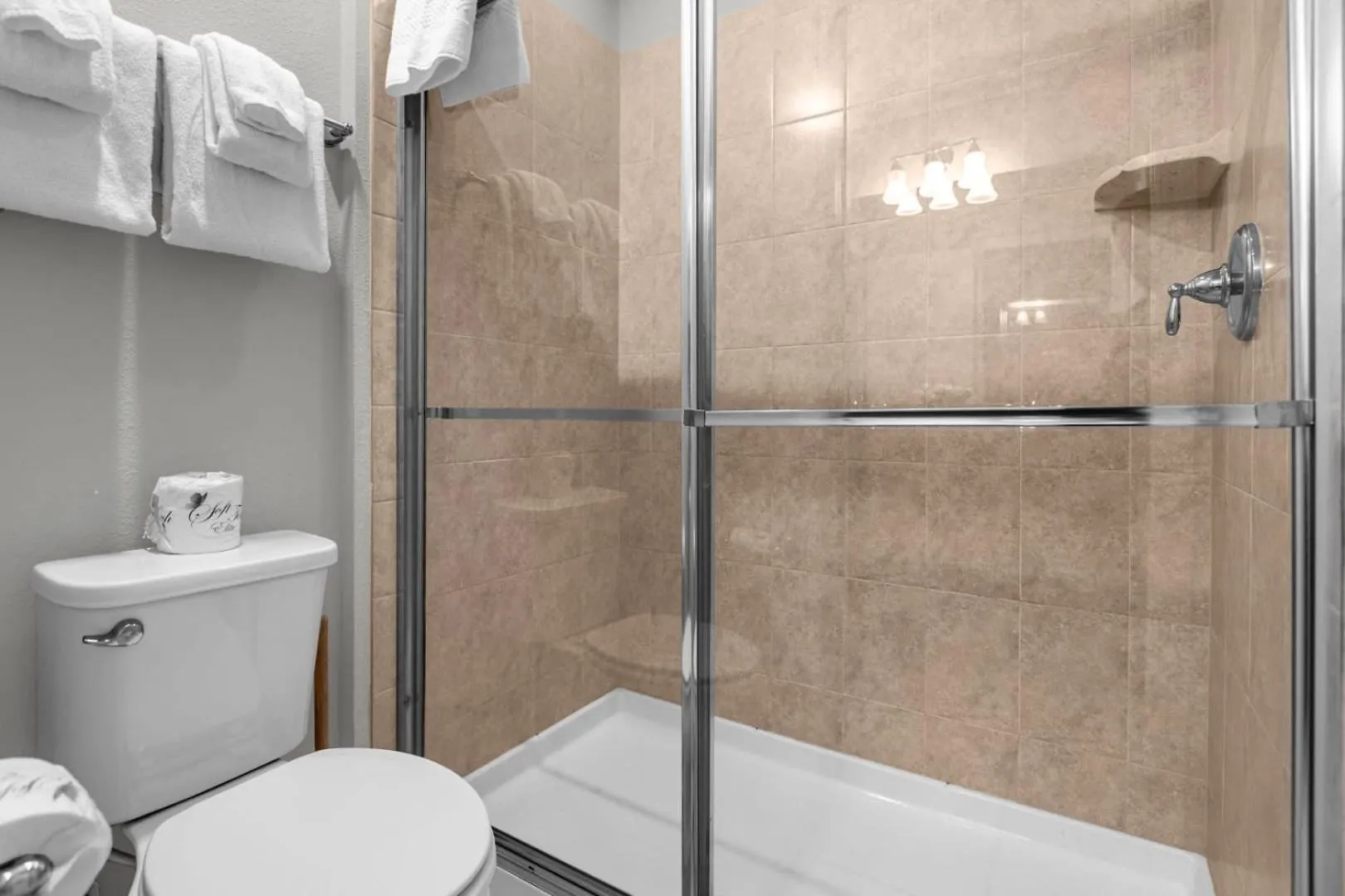 Dream Getaway Modern 9-bedroom Vacation * Kissimmee