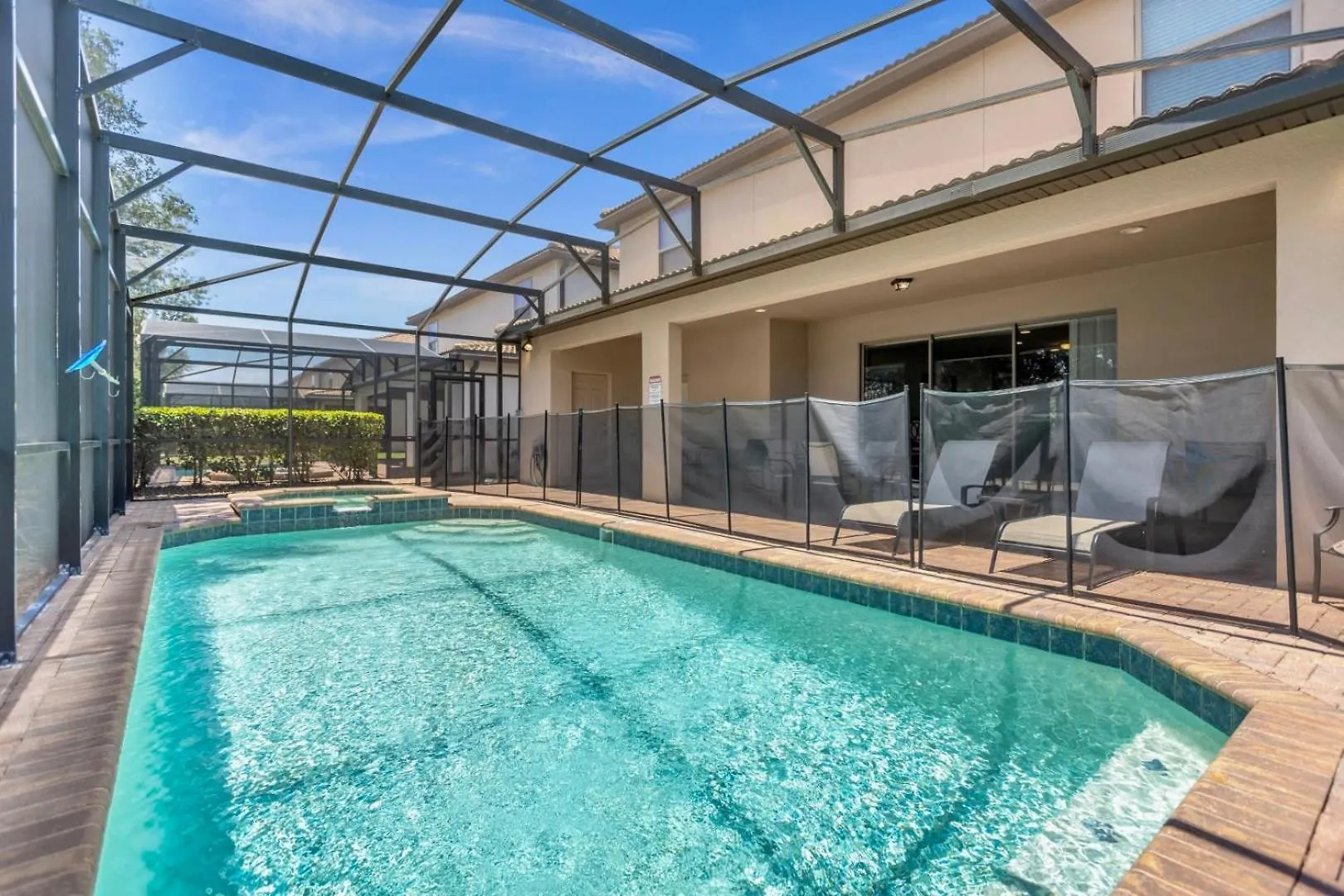 Dream Getaway Modern 9-bedroom Vacation *