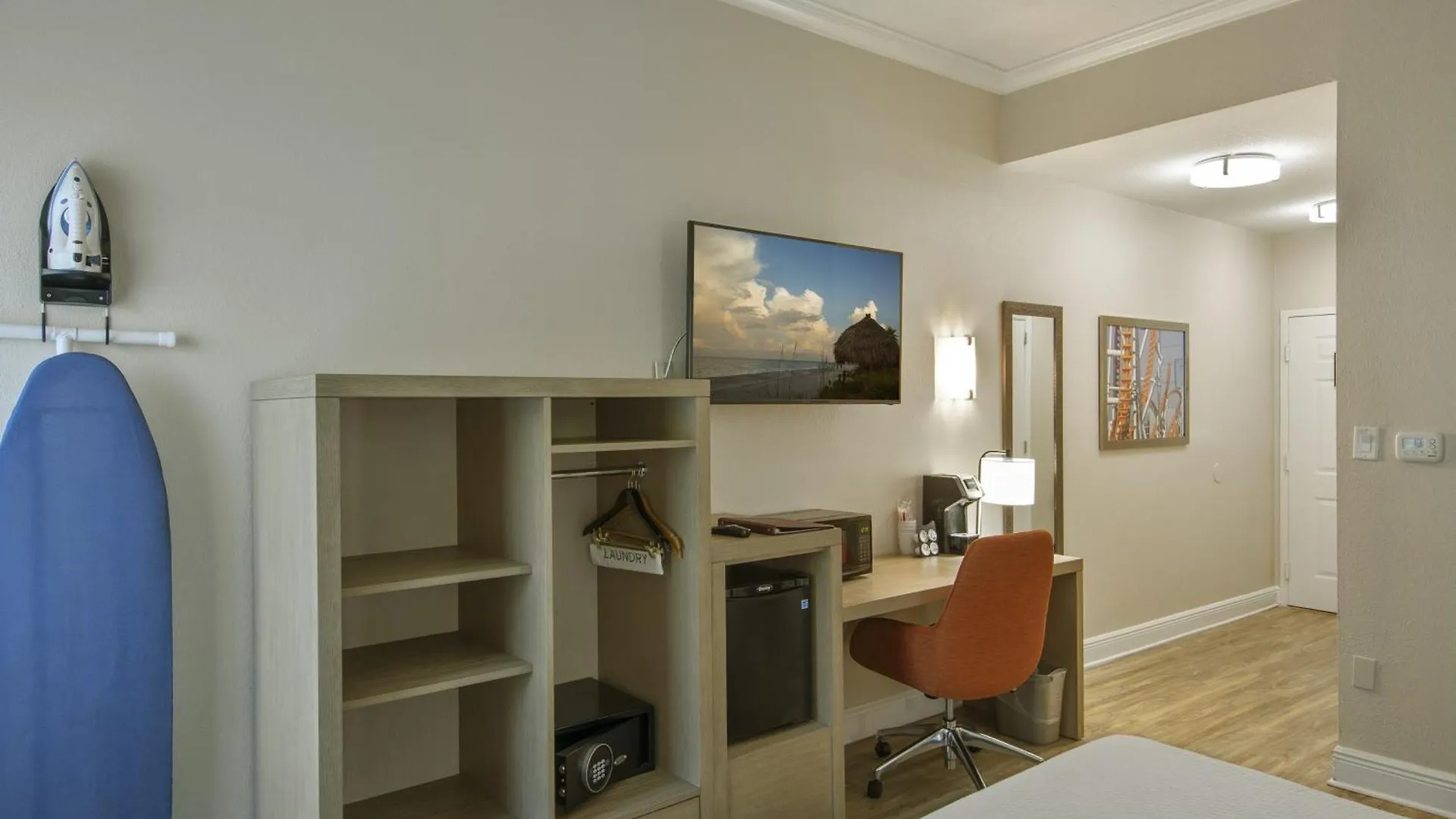 Galleria Palms Orlando - Free Theme Park Shuttles Hotel Four Corners