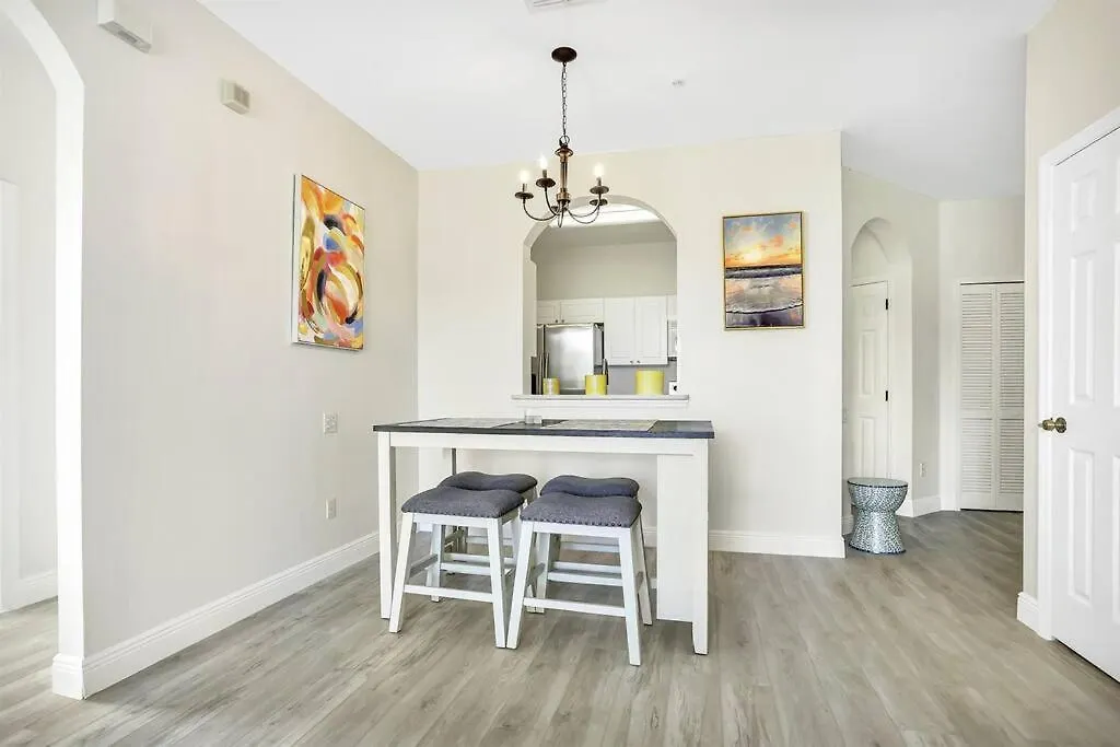 8102 Vacation Getaway At Windsor Holiday home *