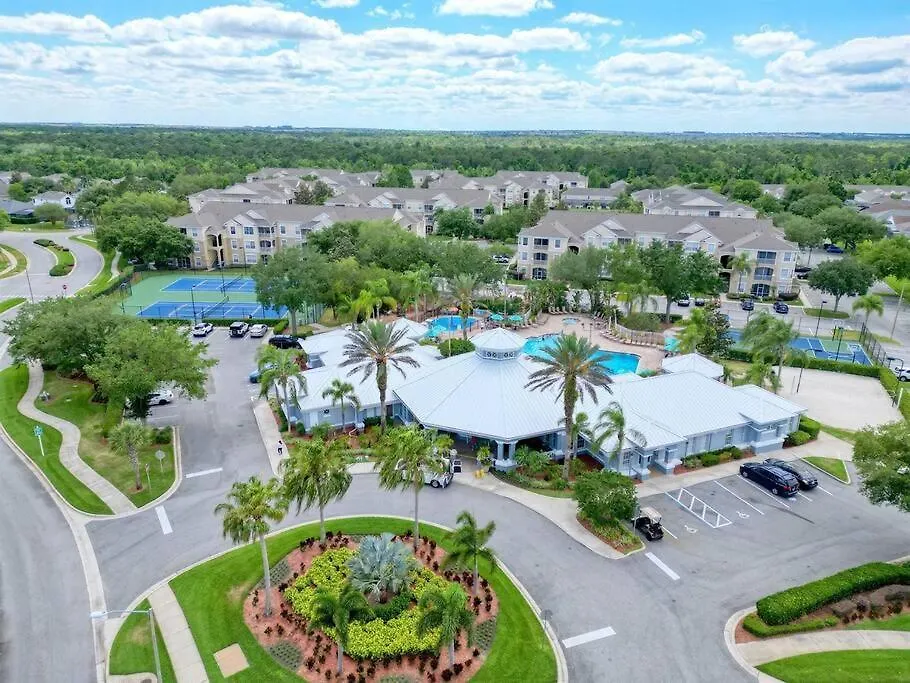 8102 Vacation Getaway At Windsor