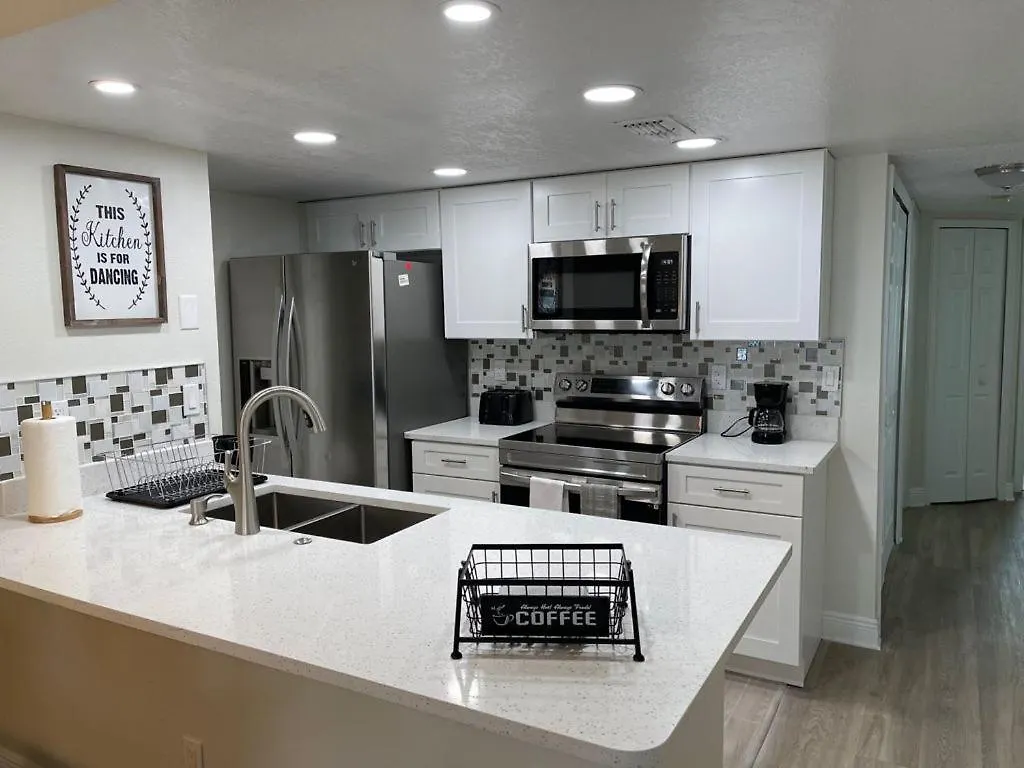 Grand Superior 3br Penthouse Near Parks & Universal * Kissimmee