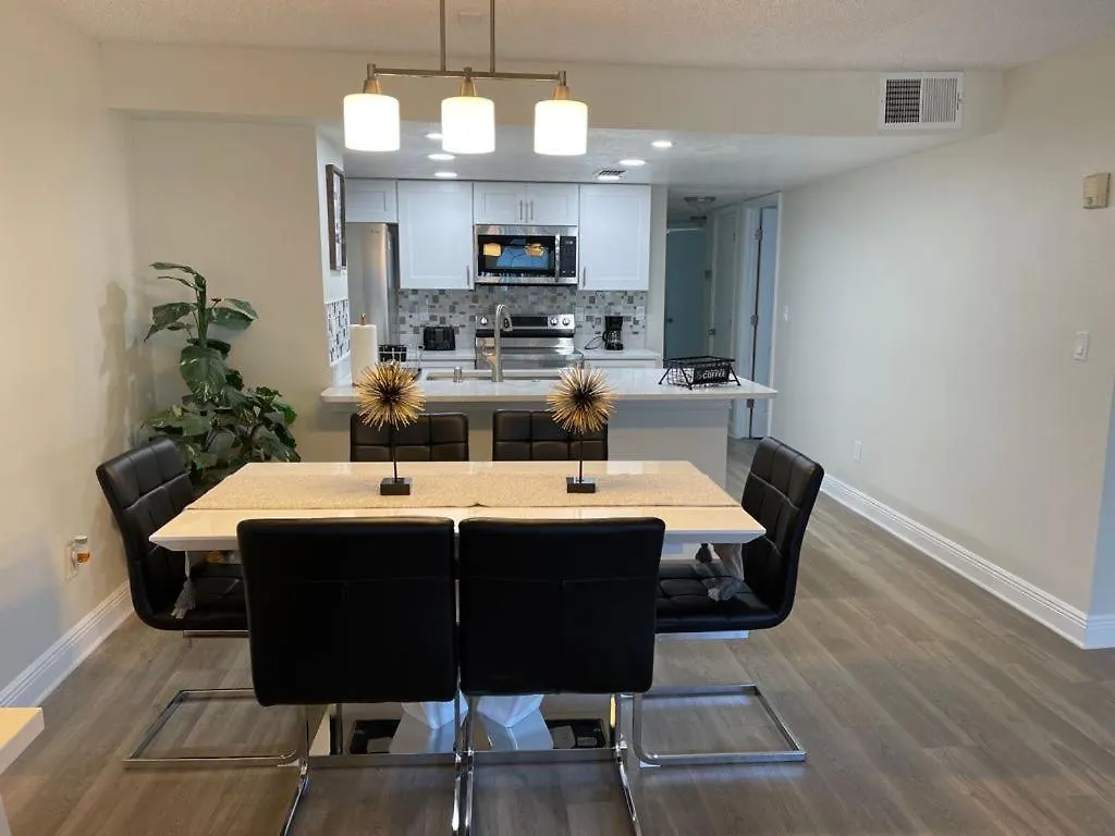 Grand Superior 3br Penthouse Near Parks & Universal Apartment *