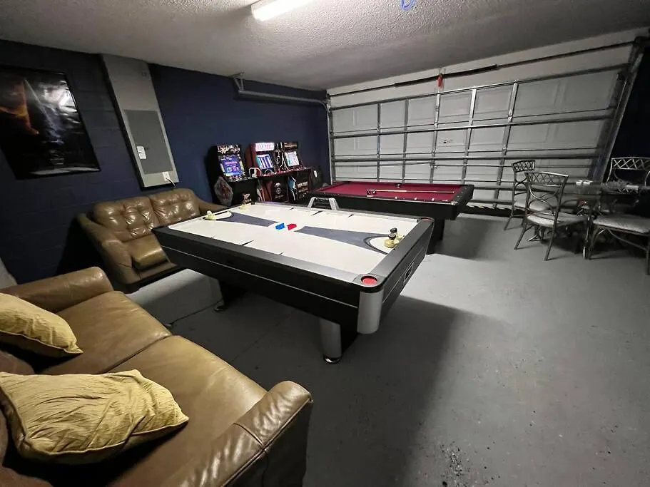 Magical Retreat Private Pool, Lakeview & Game