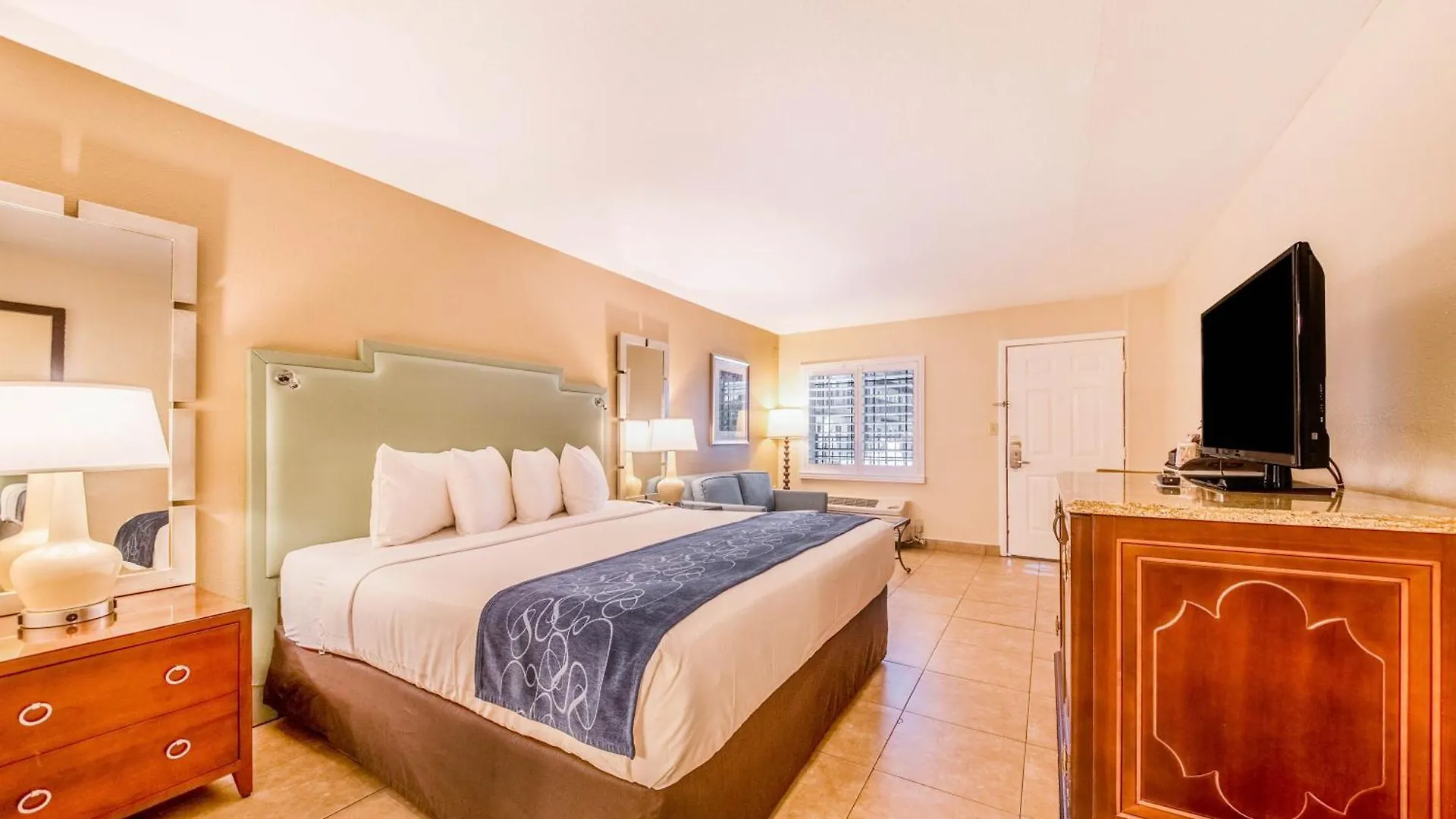 Seasons Florida 2* Kissimmee