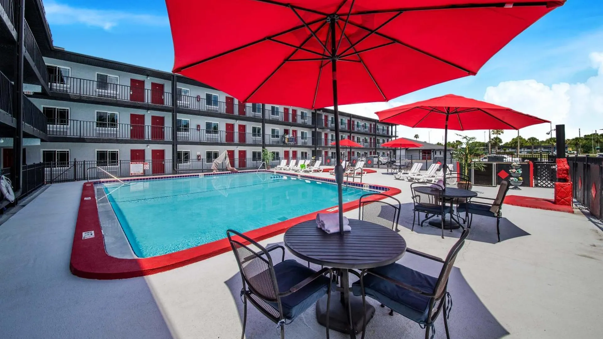 Hotel Seasons Florida Kissimmee