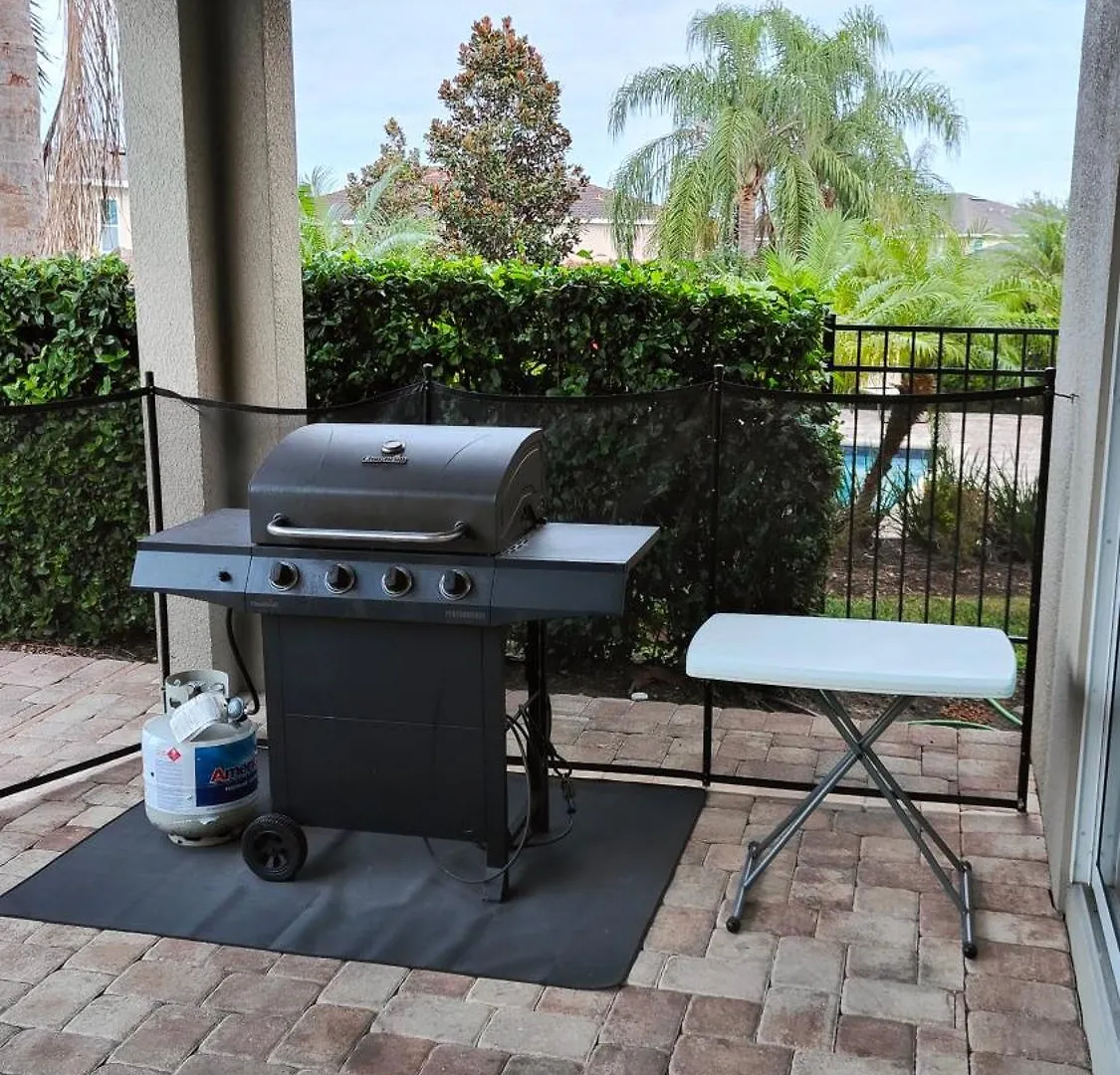 Luxury Near 10 Bedroom With Private Pool & * Kissimmee