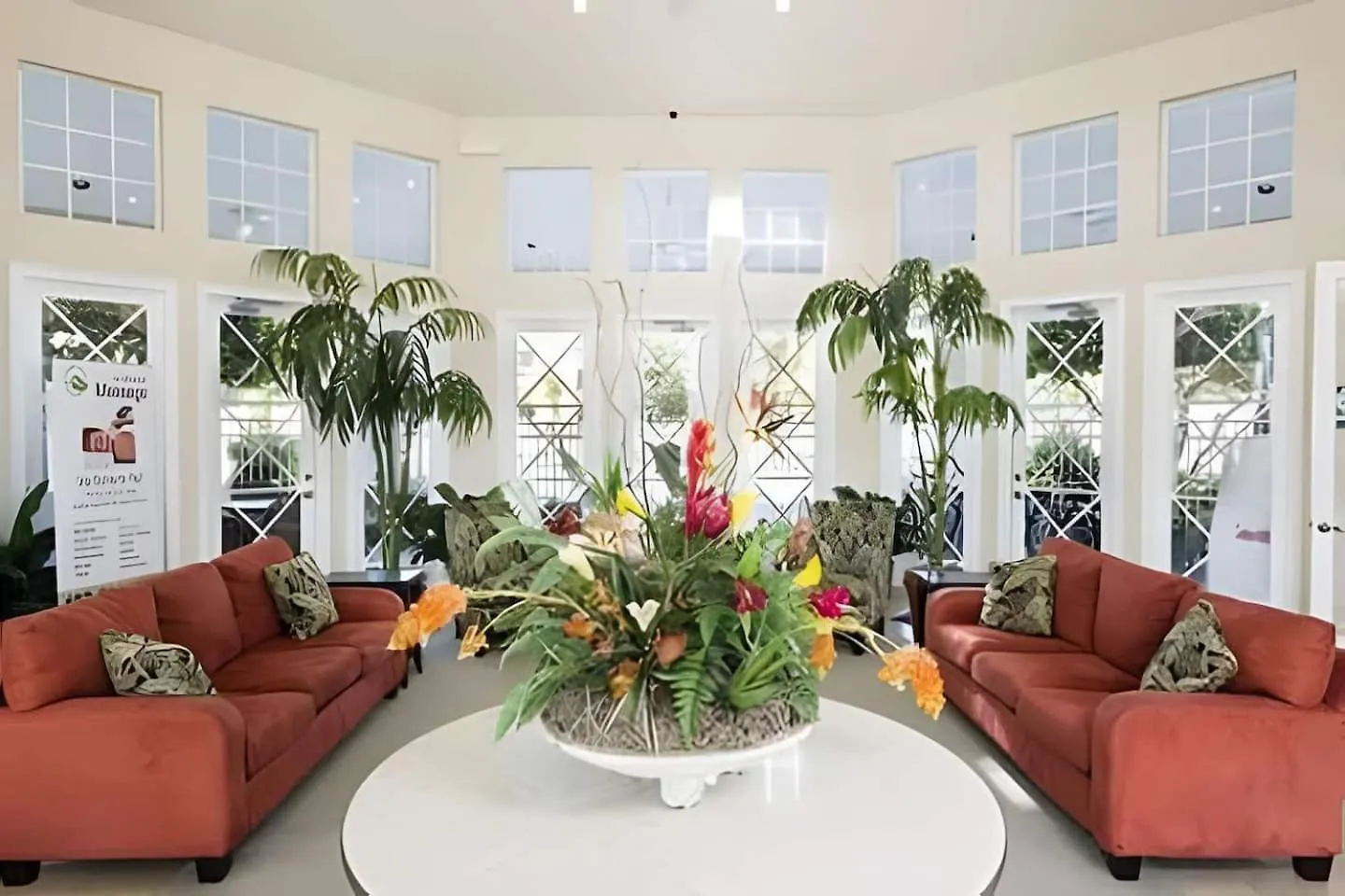 Pool & Great Location Relaxing 4bd 6mi