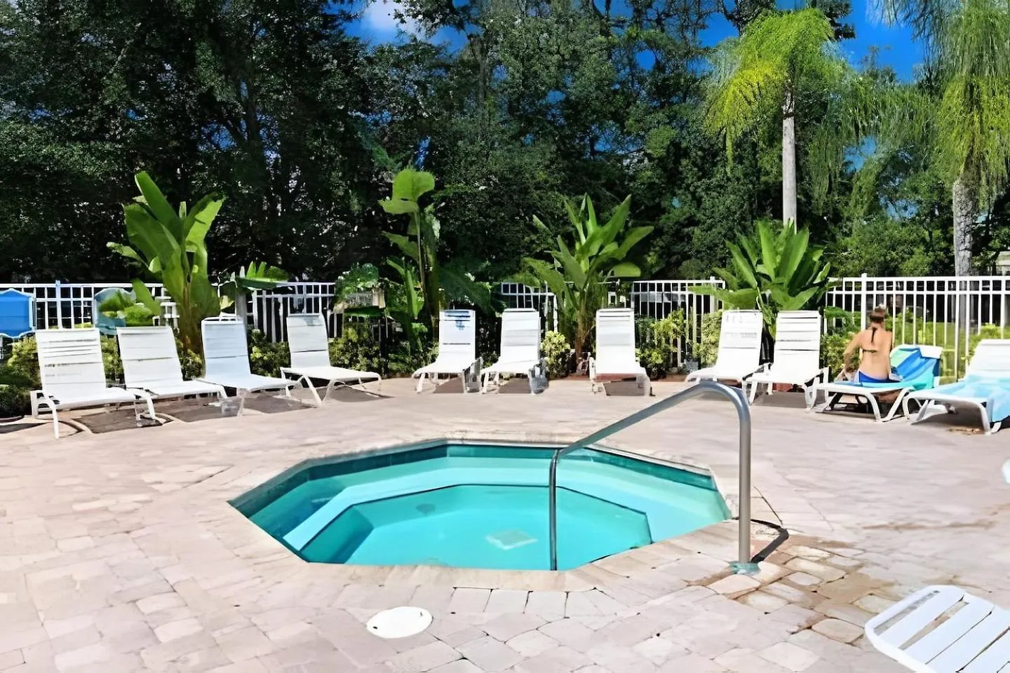 Holiday home Pool & Great Location Relaxing 4bd 6mi