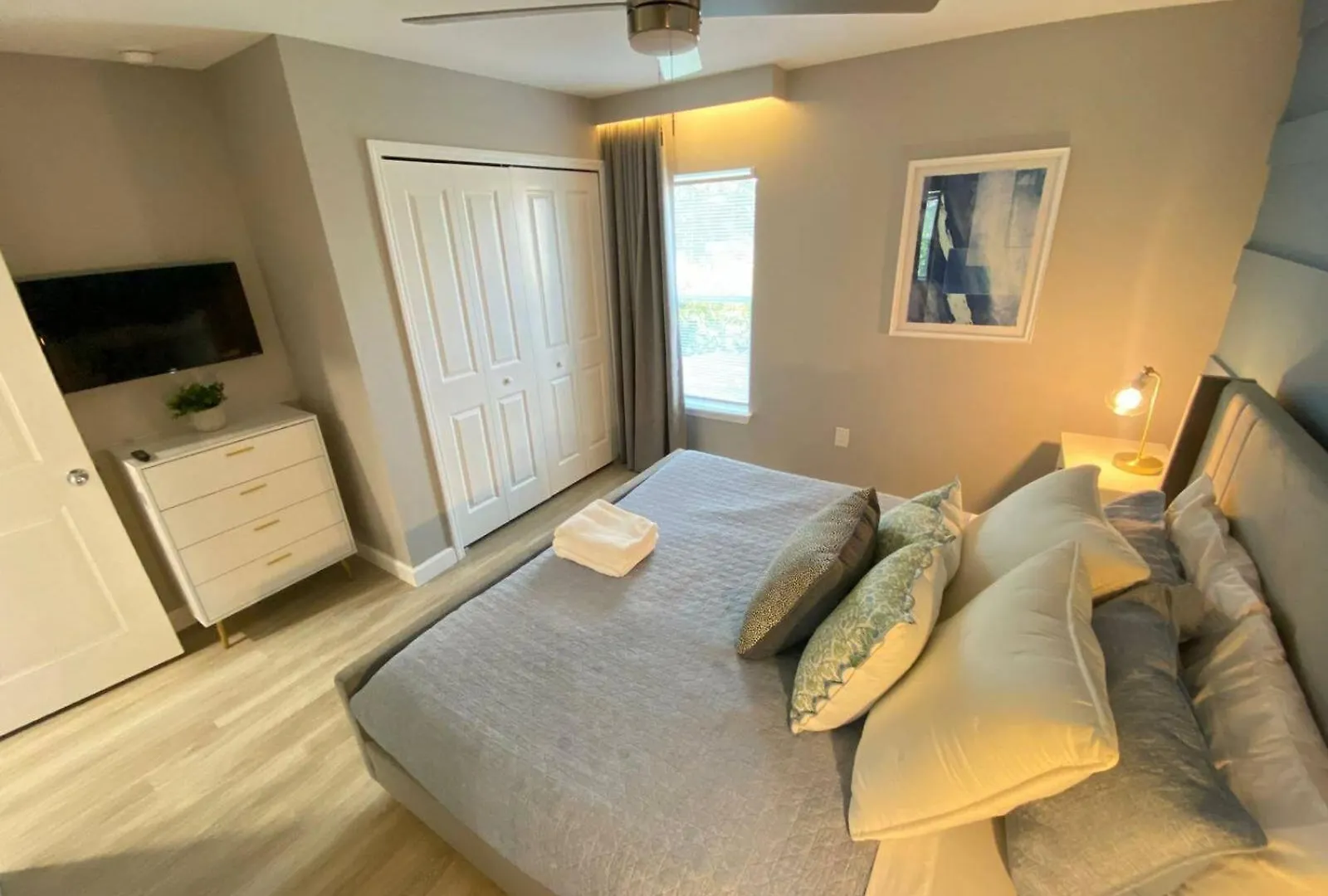 Holiday home Beautiful W Private Pool Le Rive 2100