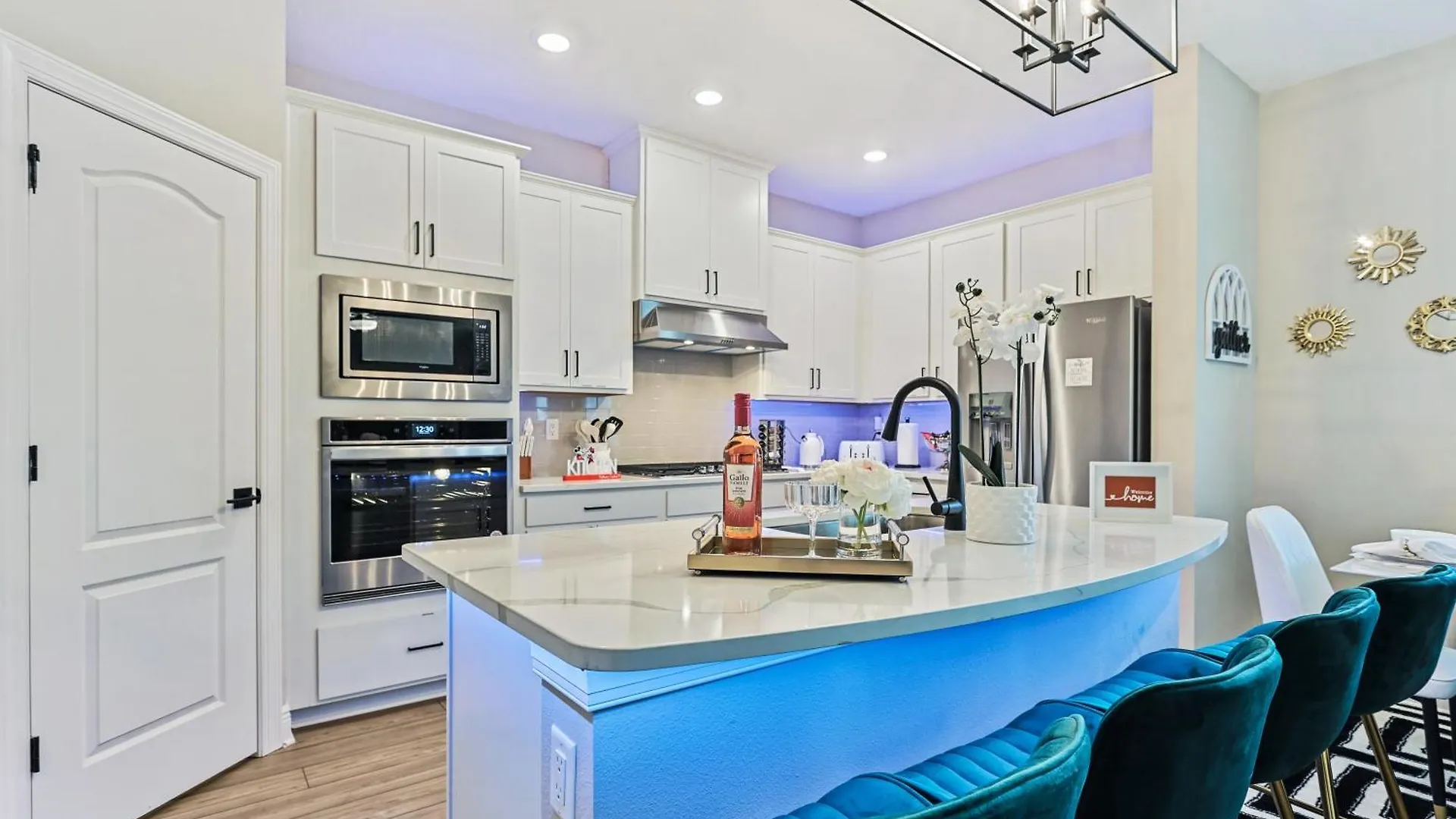 Dream Escape Near Disney-brand New *