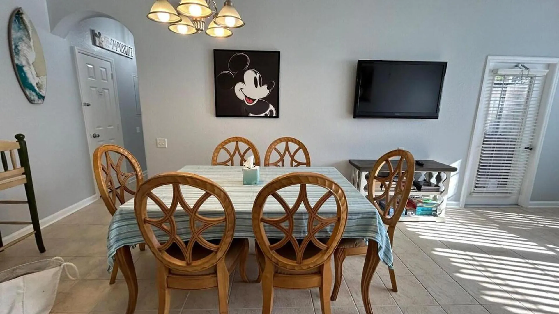 Stunning 3 Bedroom Renovated 2024 *