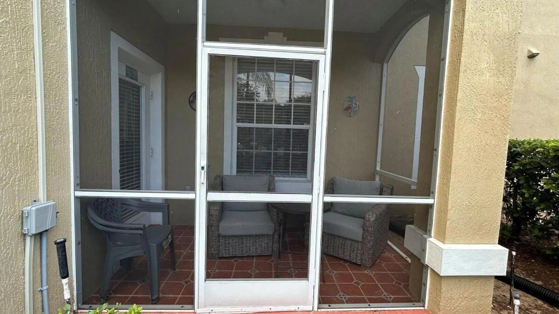 Stunning 3 Bedroom Renovated 2024 Apartment Four Corners