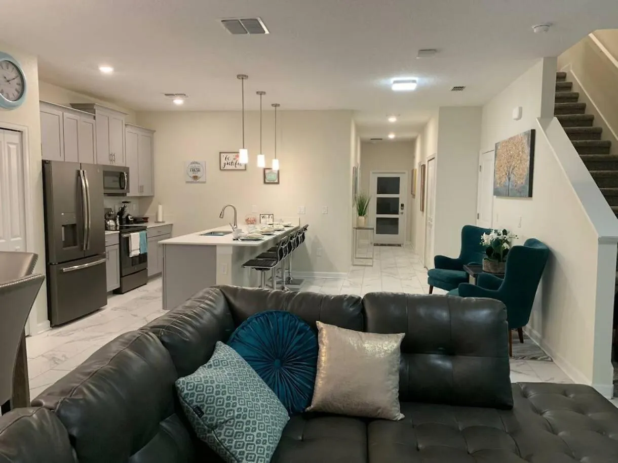 Luxury 5 Bedroom Pool In Champions Gate Kissimmee