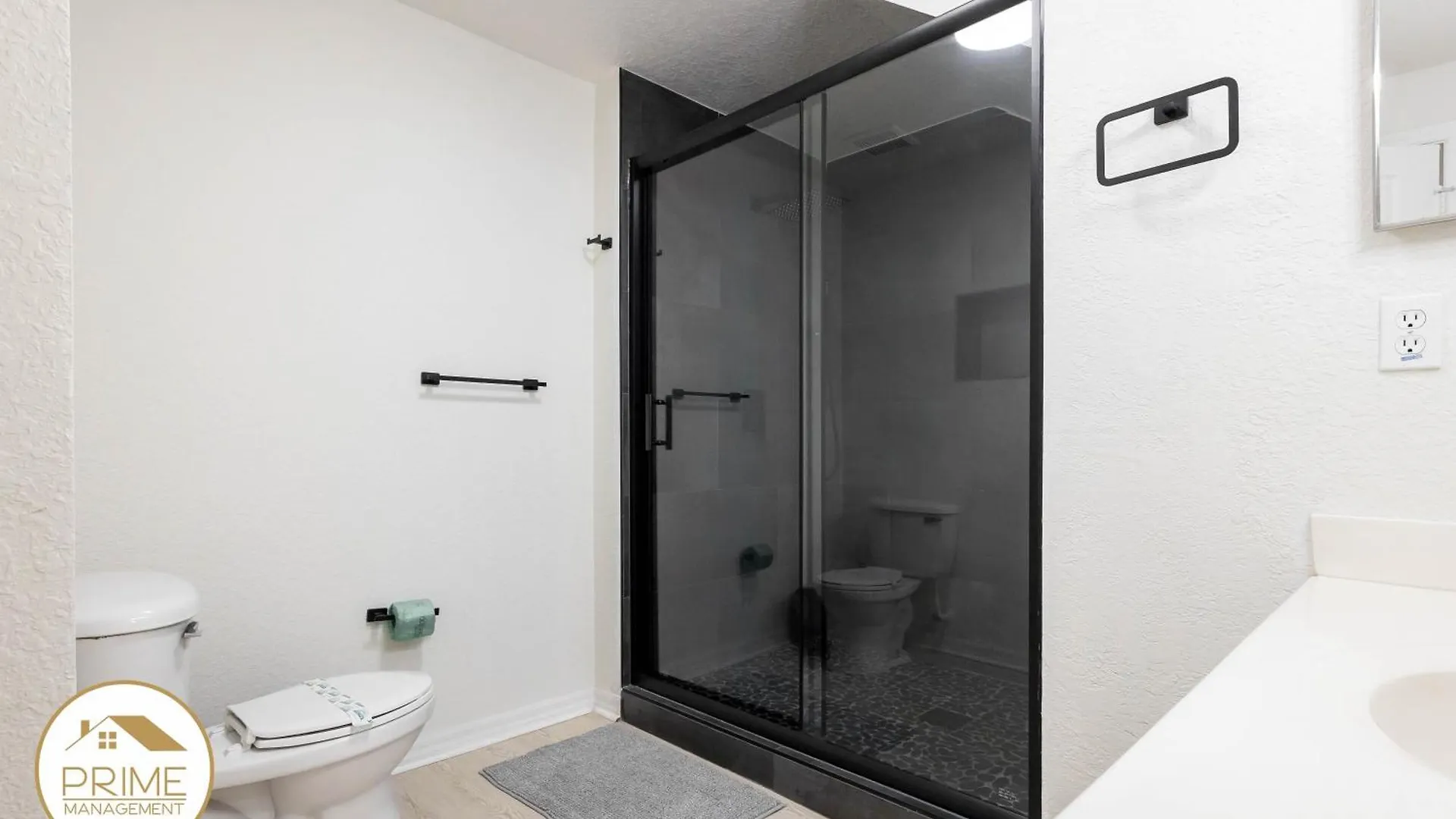 Renovated 4bd Relax & Enjoy Near