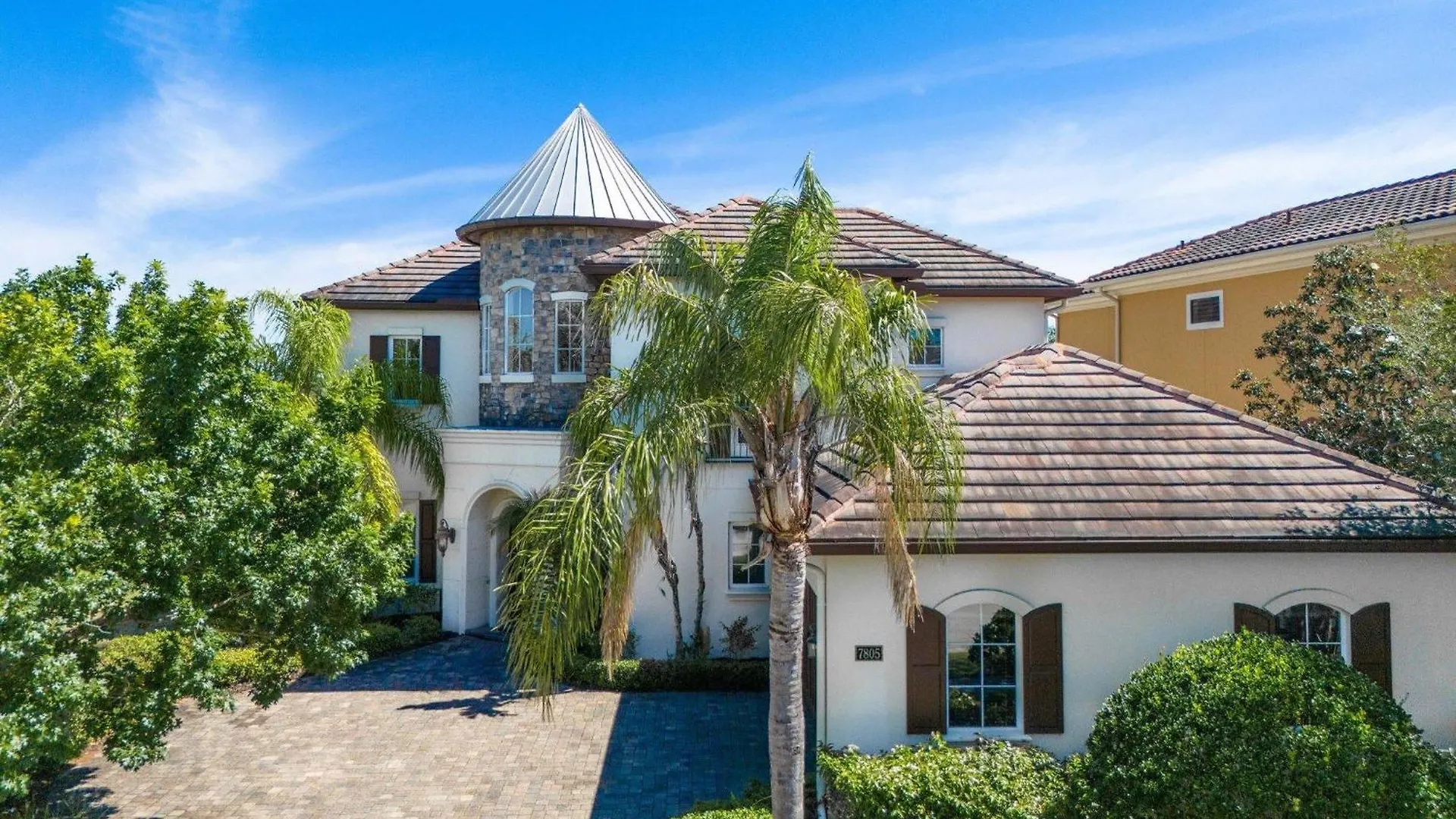 Classic 6 Bdrm Retreat With Private Pool At Reunion Holiday home *