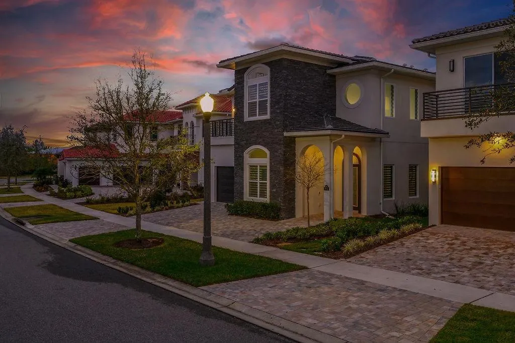 Modern 7 Bdrm Mansion With Themed Bedrooms At The Bear's Den *