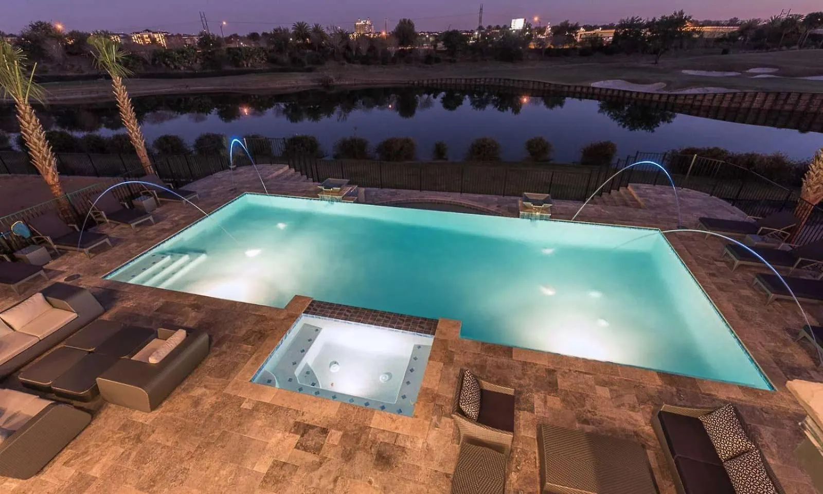 Infinity Pool 11 Bdrm Oasis With Golf Views At Reunion Holiday home