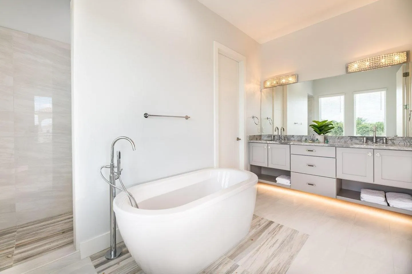 Modern 7 Bdrm With Games At Reunion * Kissimmee