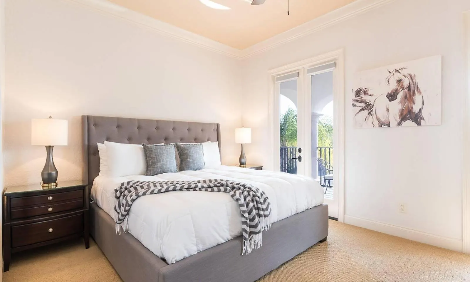 Spacious Sleek 6 Bdrm On Golf Course At Reunion *