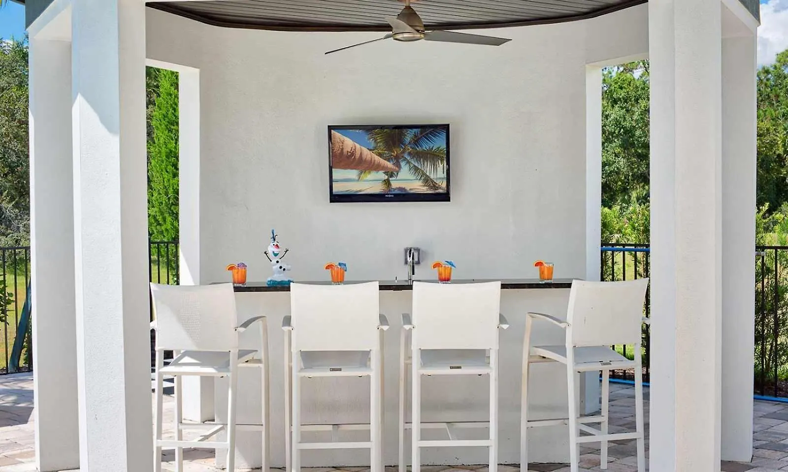 Luxury 6 Bdrm Retreat With Gaming Loft Area At Reunion Holiday home