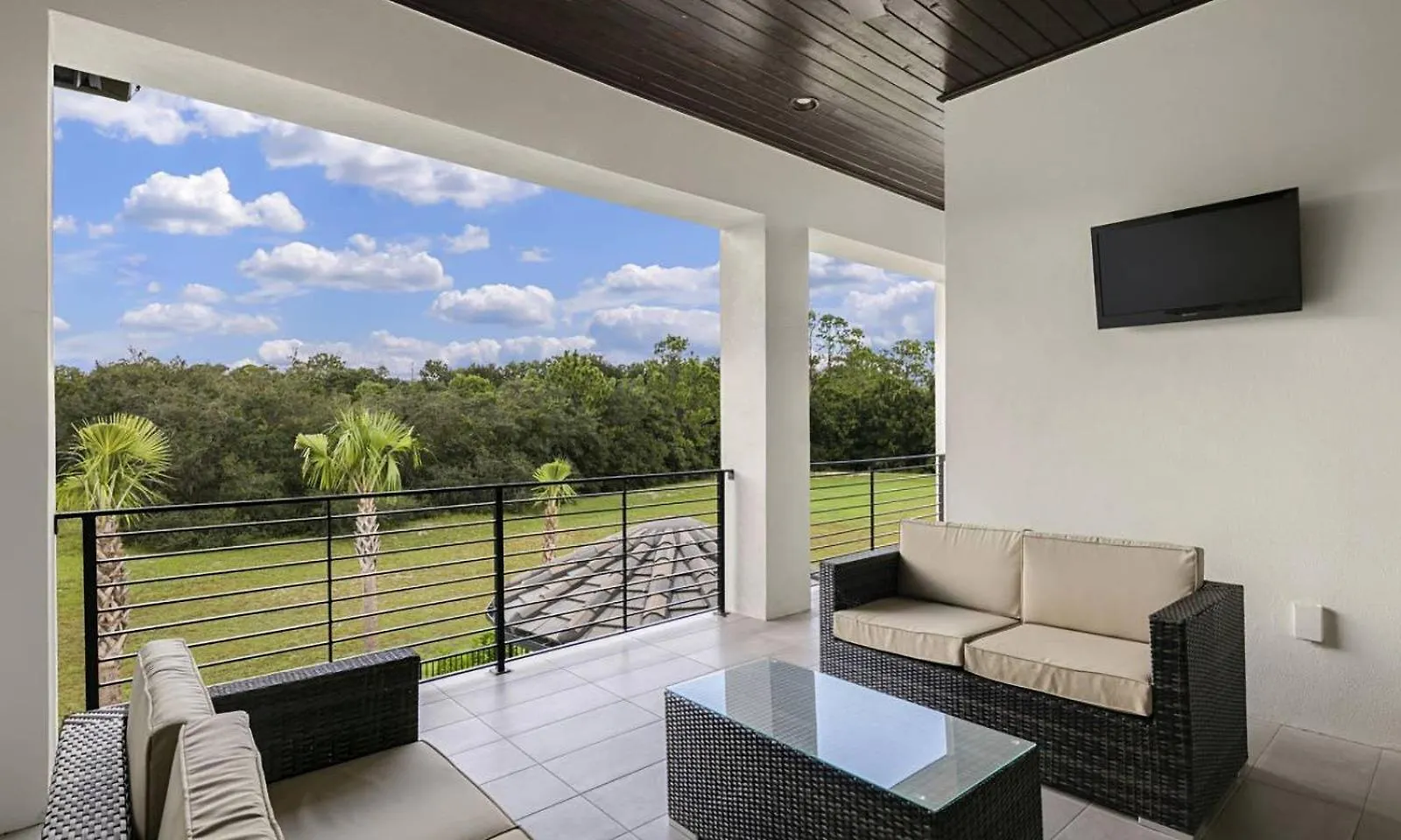Luxury 6 Bdrm Retreat With Gaming Loft Area At Reunion Holiday home