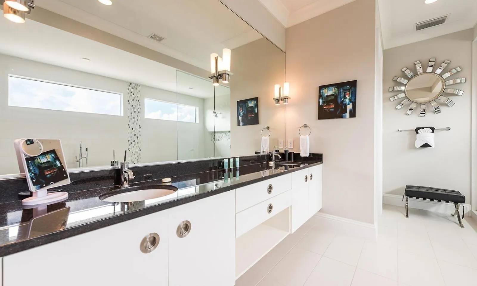 Holiday home Luxury 6 Bdrm Retreat With Gaming Loft Area At Reunion *