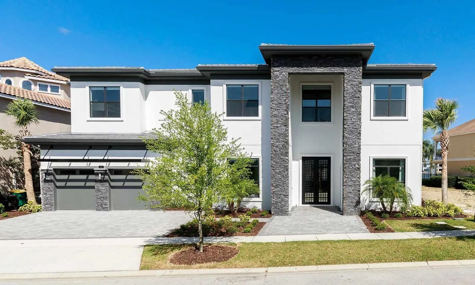 Bright Chic 7 Bdrm Oasis With Private Pool And At Reunion Holiday home